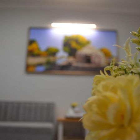 Hostel Danexan Apa Νούκους Εξωτερικό φωτογραφία